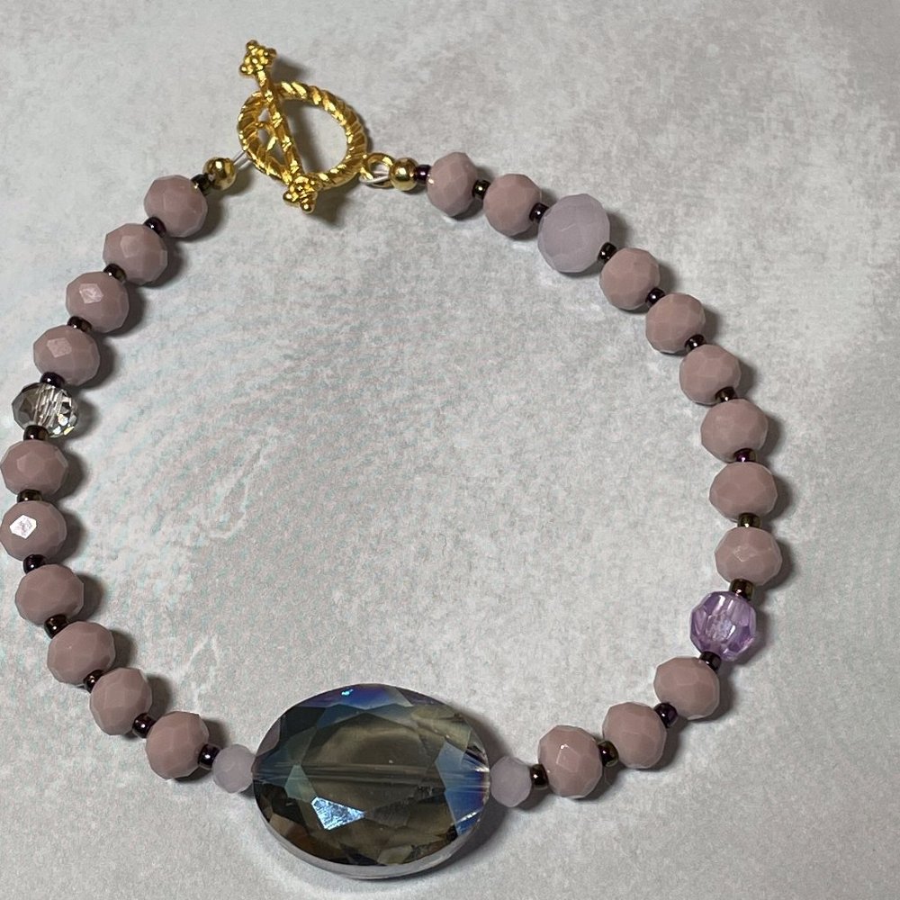 Artisan Lilac Blue Glass Beaded Bracelet 7” L  NEW